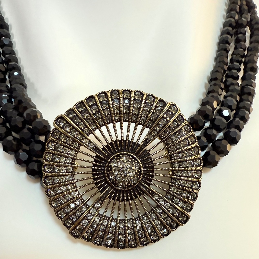 Heidi Daus Jet Crystal Statement Necklace – Original Box + Warranty Card – Art D